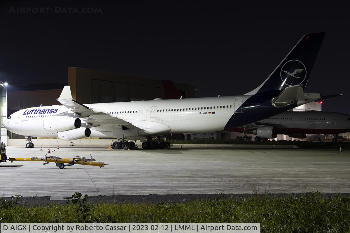 D-AIGX, 2000 Airbus A340-313X C/N 354, ACM Apron