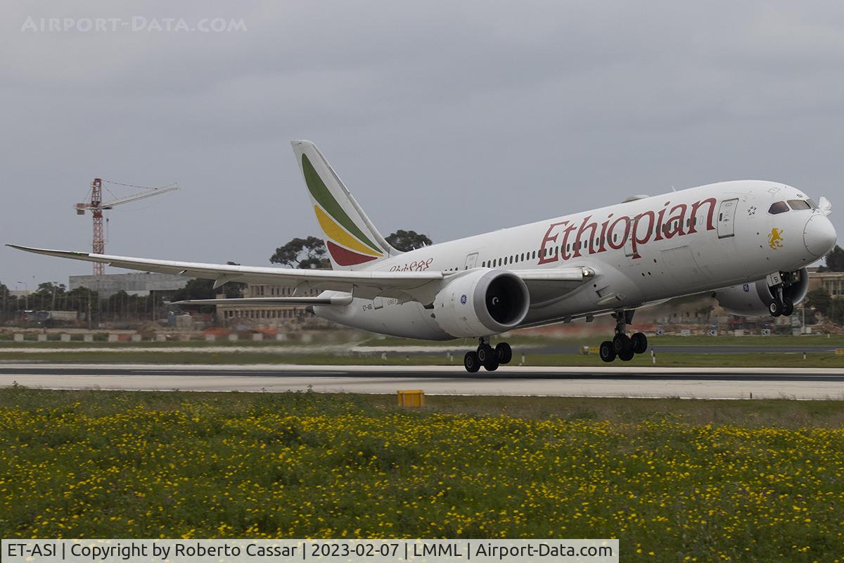 ET-ASI, 2015 Boeing 787-8 Dreamliner Dreamliner C/N 38758, Runway 13
