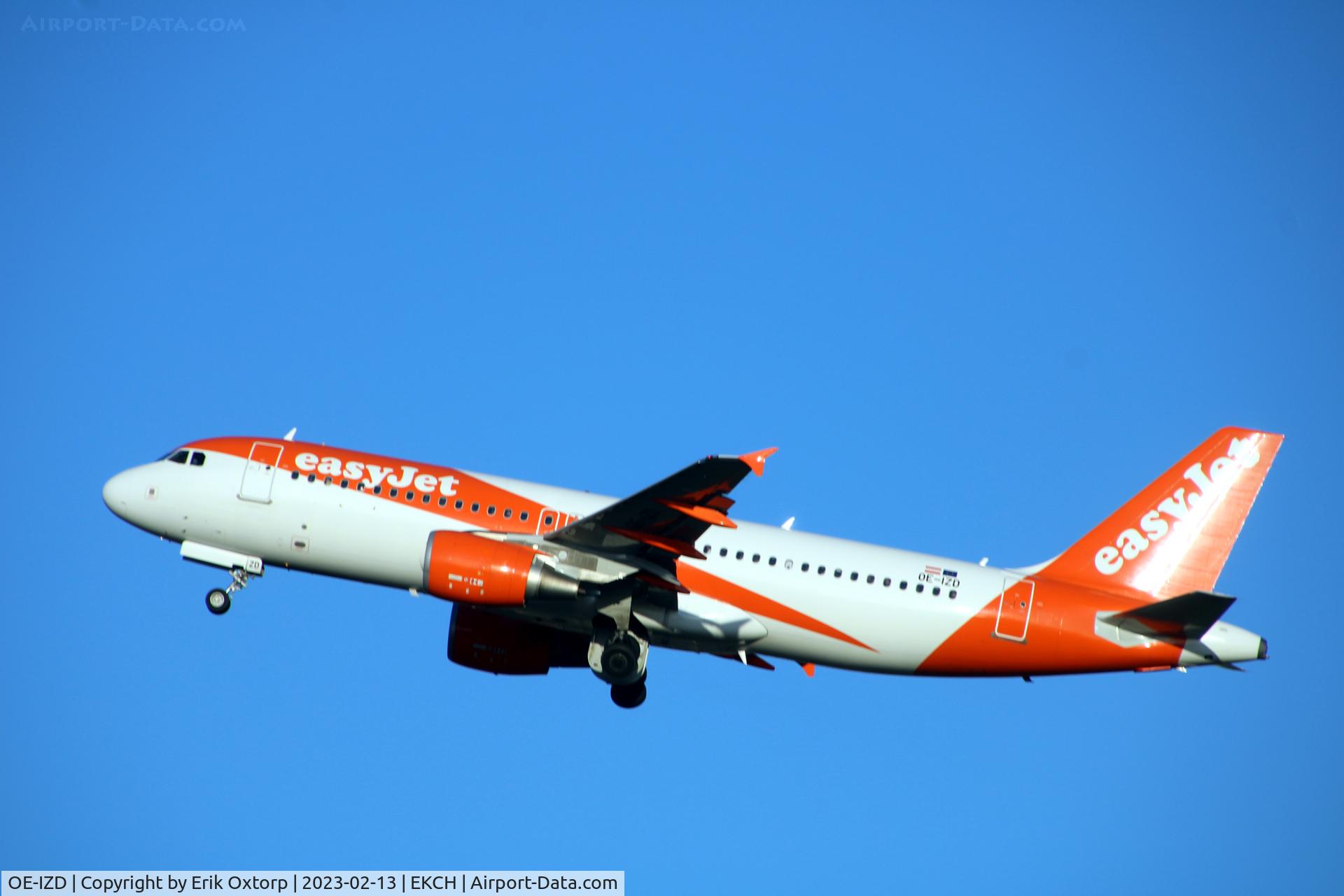 OE-IZD, 2010 Airbus A320-214 C/N 4581, OE-IZD taking off rw 22R
