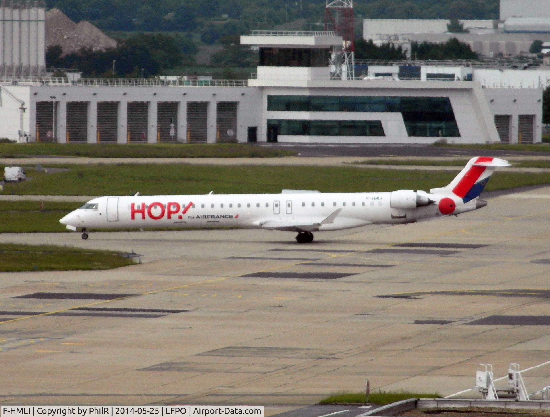 F-HMLI, 2011 Bombardier CRJ-1000EL NG (CL-600-2E25) C/N 19014, F-HMLI 2013 CRJ 1000 ORY