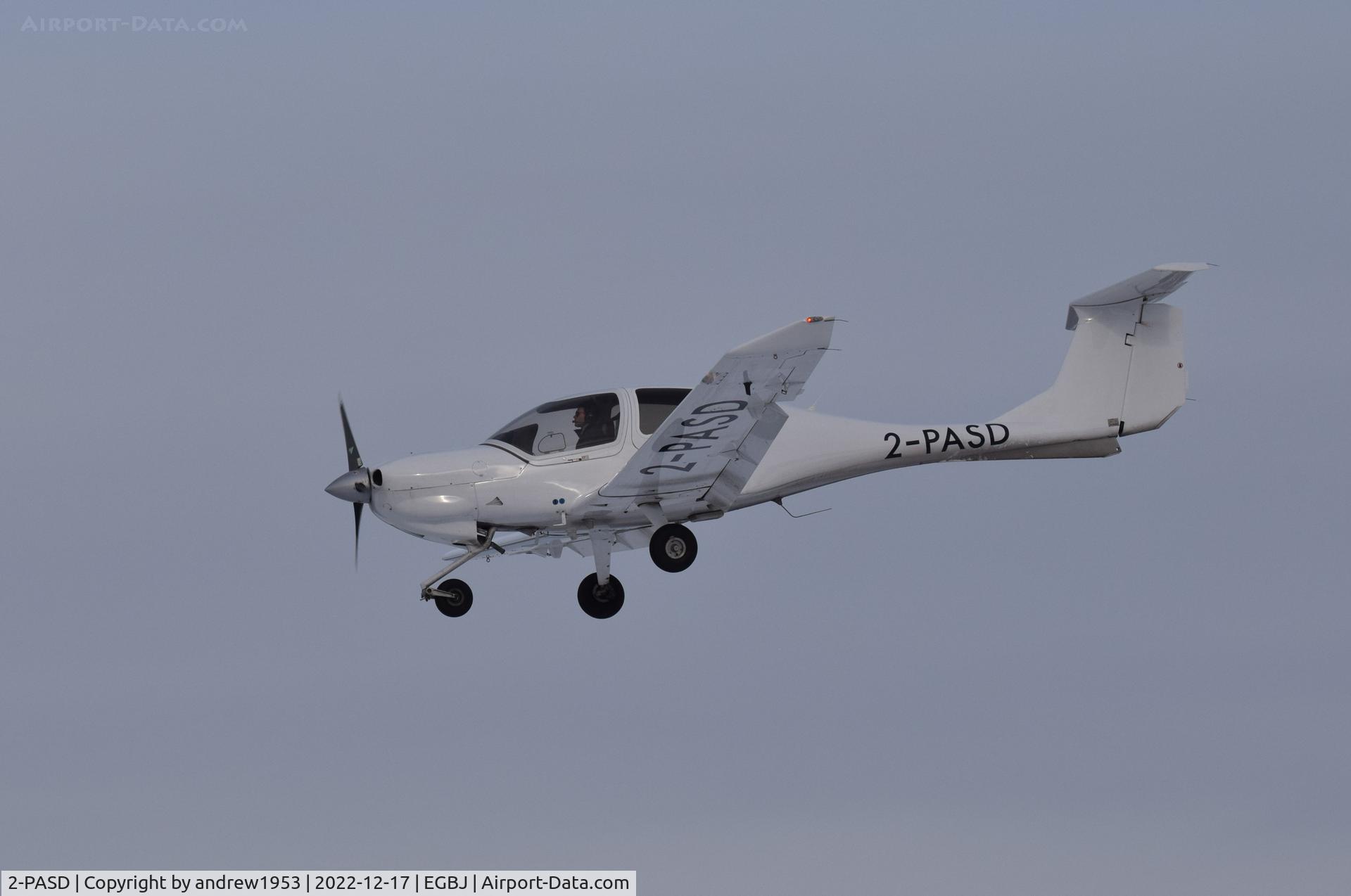 2-PASD, Diamond DA-40D Diamond Star Diamond Star C/N D4.293, 2-PASD at Gloucestershire Airport.