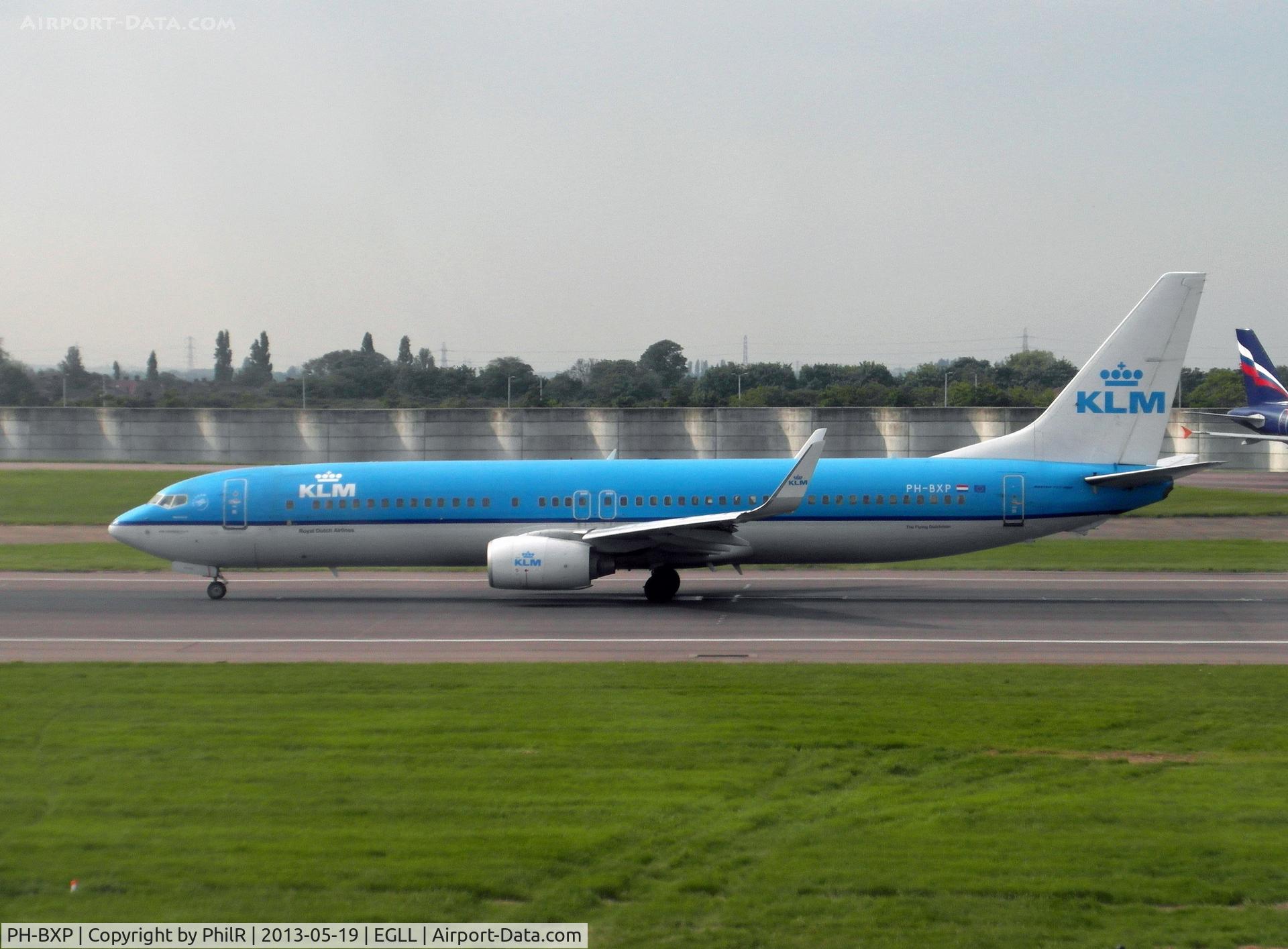 PH-BXP, 2001 Boeing 737-9K2 C/N 29600, PH-BXP 2001 B737-900 KLM LHR