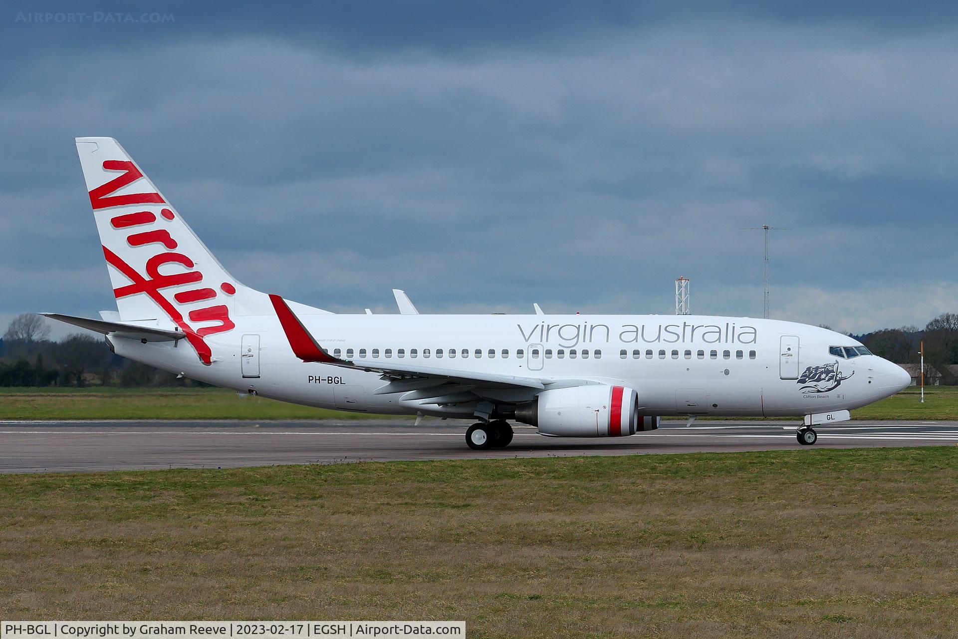 PH-BGL, 2010 Boeing 737-7K2 C/N 30369, Departing from Norwich.