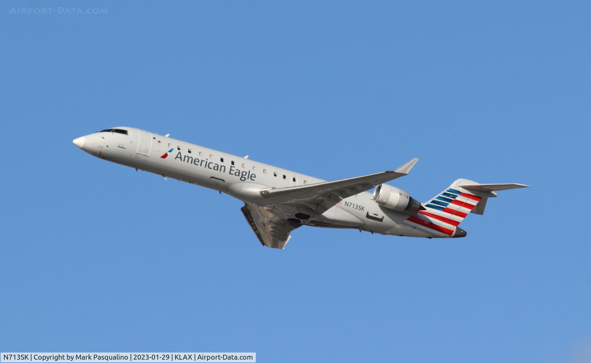 N713SK, 2004 Bombardier CRJ-701ER (CL-600-2C10) Regional Jet C/N 10174, CL-600-2C10