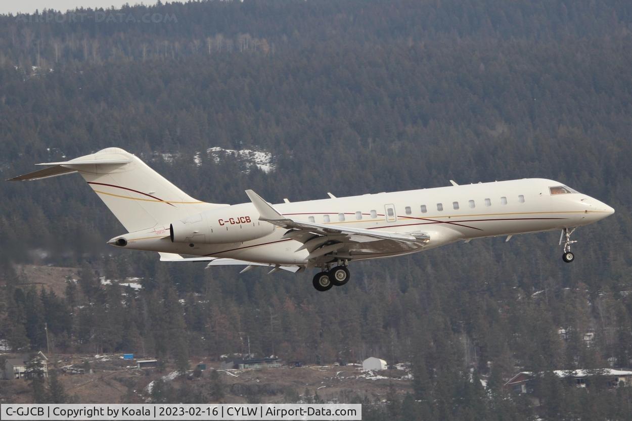 C-GJCB, 1995 Bombardier BD-700-1A11 Global 5000 C/N 9389, Arrival from Toronto.