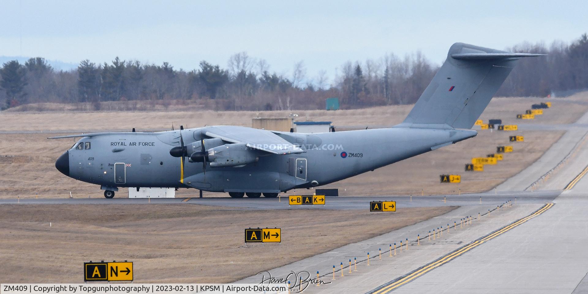 ZM409, 2016 Airbus A400M Atlas C.1 C/N 034, ASCOT4143 cuts short and turns into BRAVO taxiway