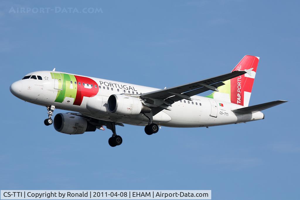 CS-TTI, 1998 Airbus A319-111 C/N 933, at spl
