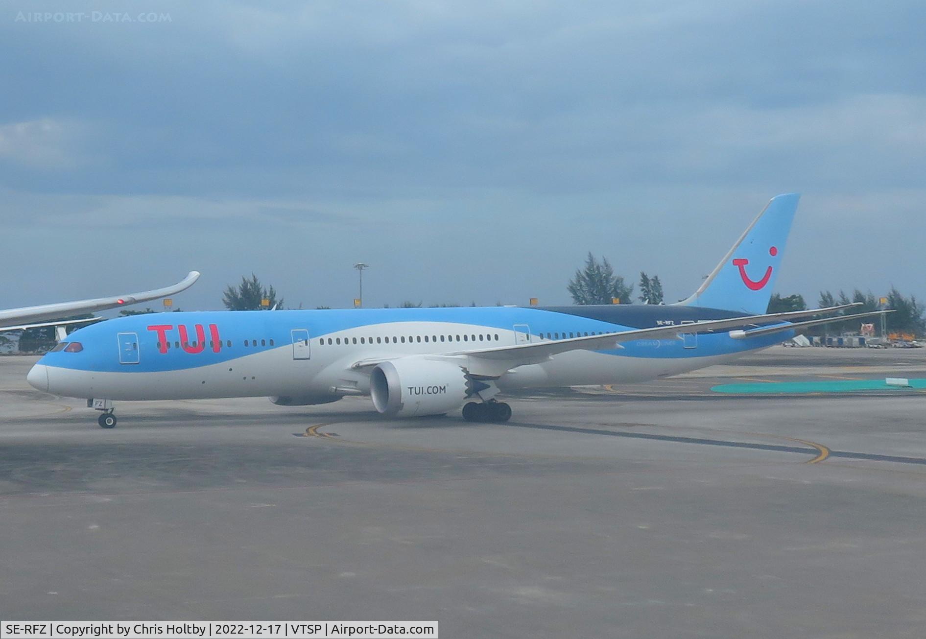 SE-RFZ, 2017 Boeing 787-9 Dreamliner C/N 44579, At Phuket Intl. Airport, Thailand