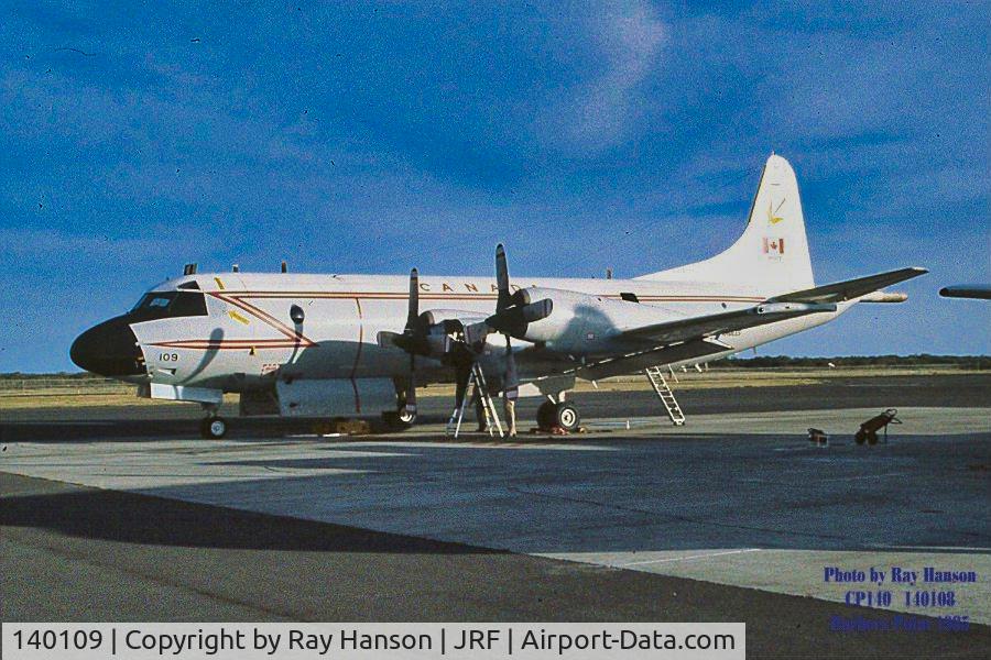 140109, Lockheed CP-140 Aurora C/N 285B-5711, CP-140 Aurora photographed at Barbers Point, HI in 1985