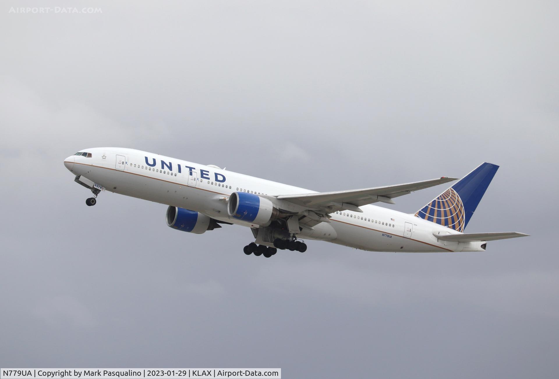 N779UA, 1996 Boeing 777-222 C/N 26941, Boeing 777-222