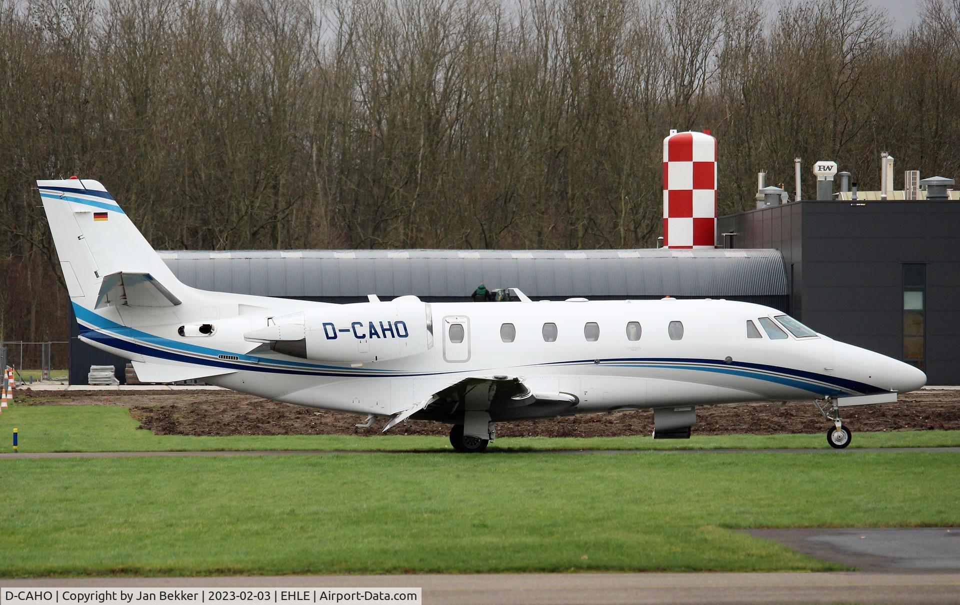 D-CAHO, 2014 Cessna 560 Citation Excel XLS+ C/N 560-6165, In front of the Satys hangar where it will get a new livery. From Air Hamburg into VistaJet