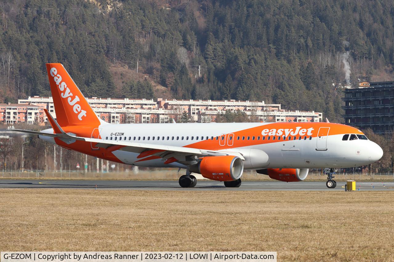 G-EZOM, 2015 Airbus A320-214 C/N 6587, easyJet A320