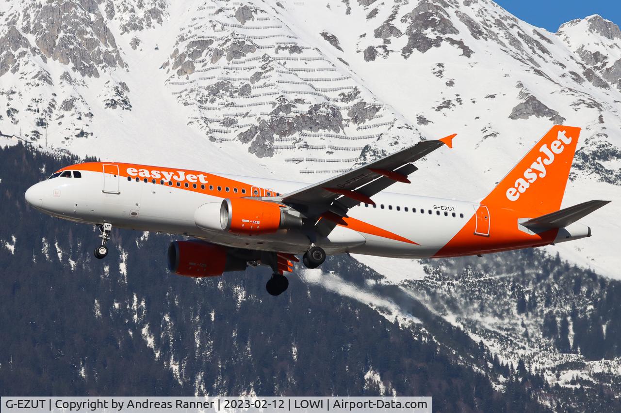 G-EZUT, 2012 Airbus A320-214 C/N 5113, easyJet A320