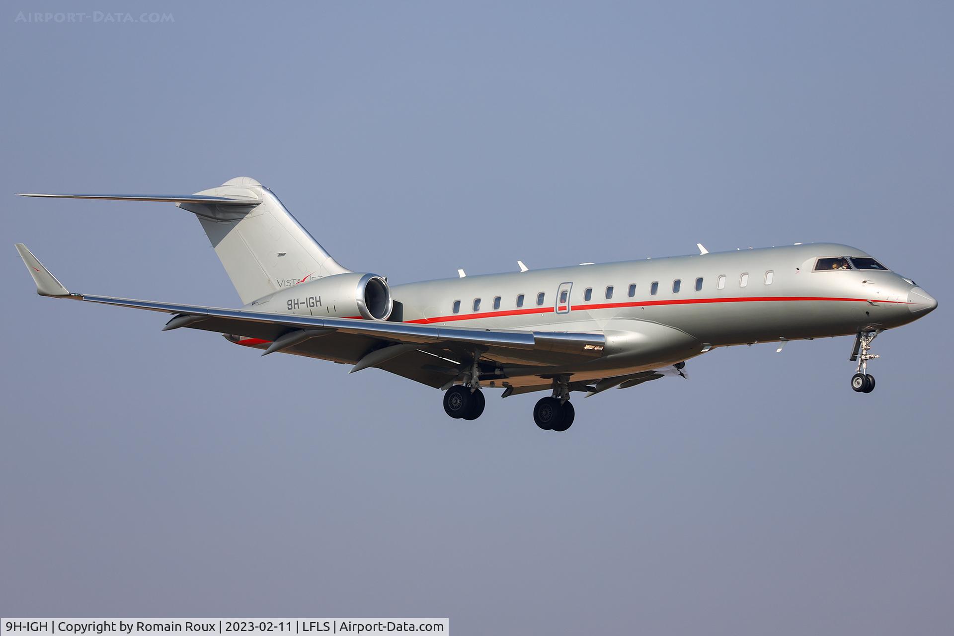 9H-IGH, 2013 Bombardier BD-700-1A10 Global 6000 C/N 9570, Landing