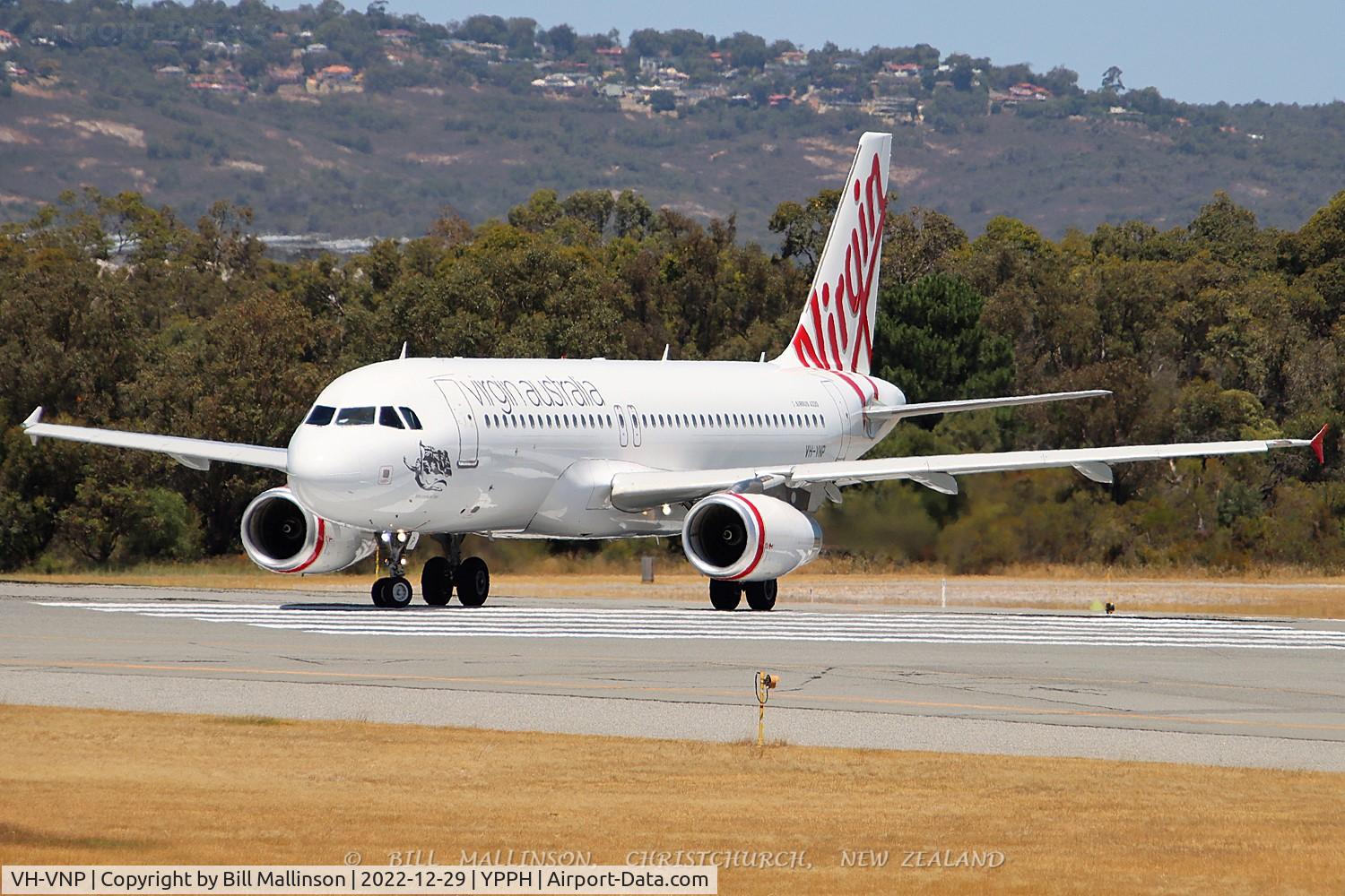 VH-VNP, 2006 Airbus A320-232 C/N 2952, READYING FOR 03