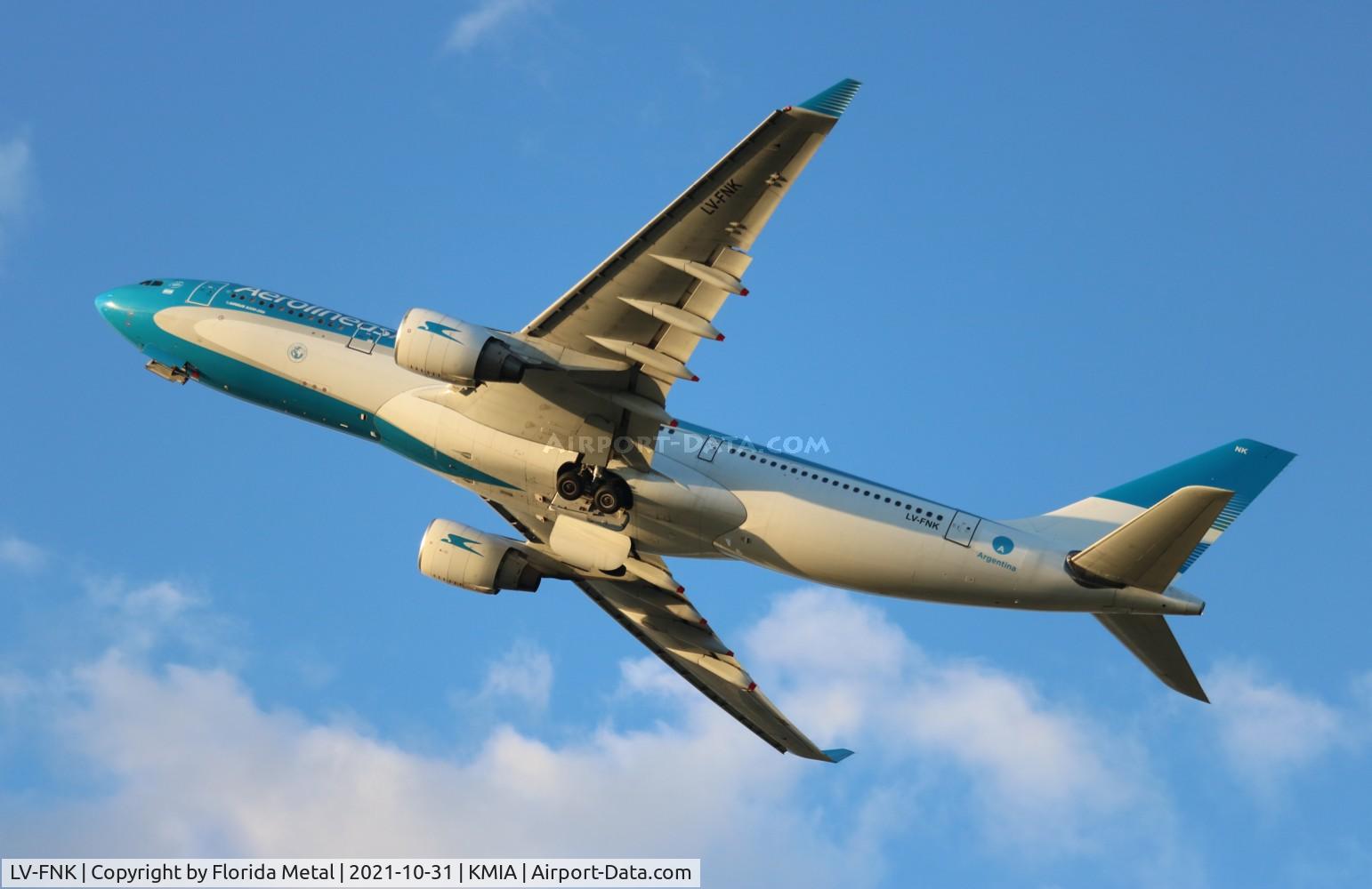 LV-FNK, 2000 Airbus A330-223 C/N 358, ARG A332 zx