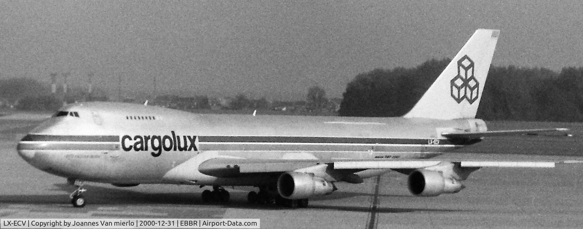 LX-ECV, 1980 Boeing 747-271C C/N 21965, bw-print scan