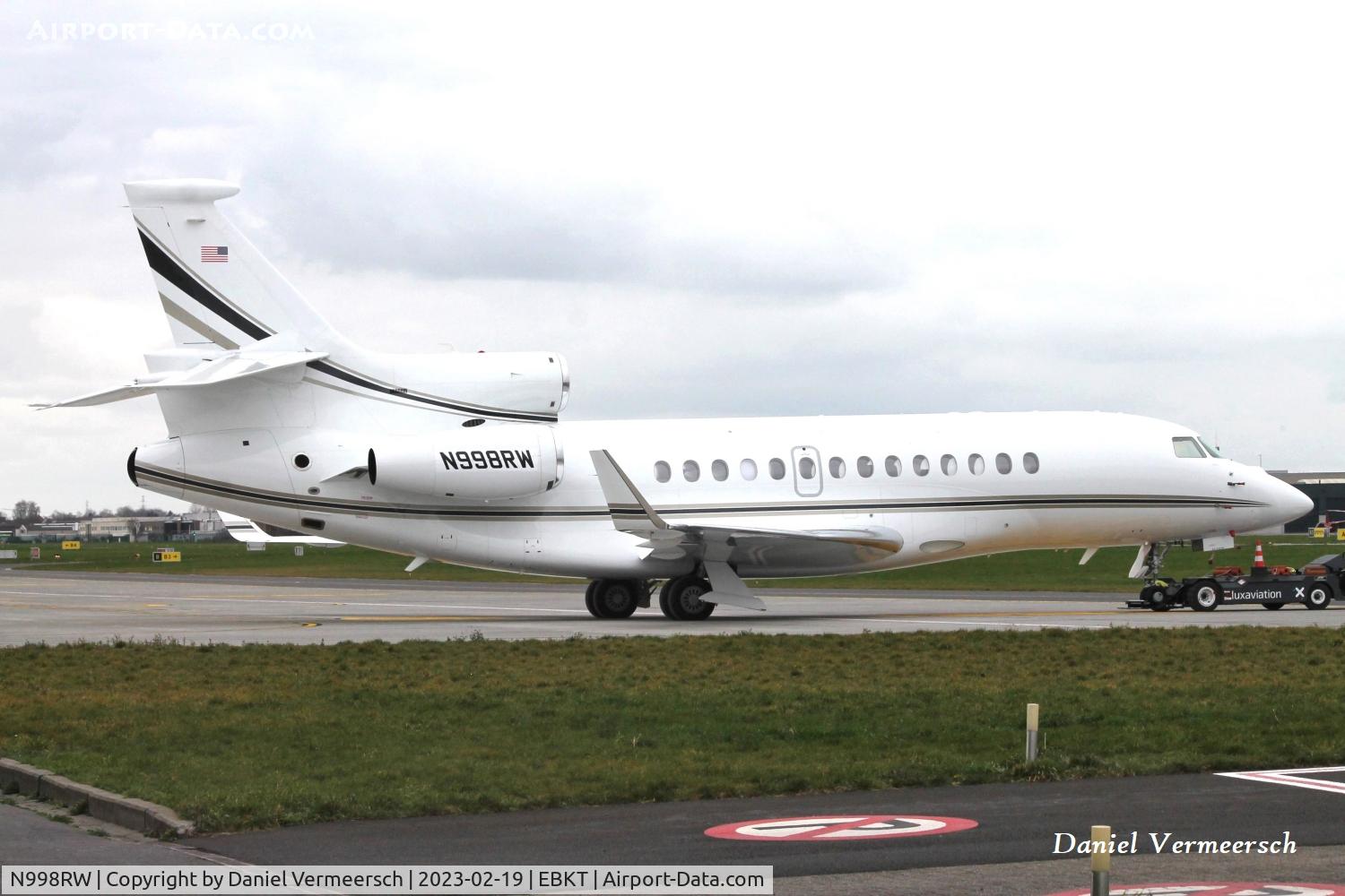 N998RW, 2013 Dassault Falcon 7X C/N 196, Visitor at Kortrijk Airport.