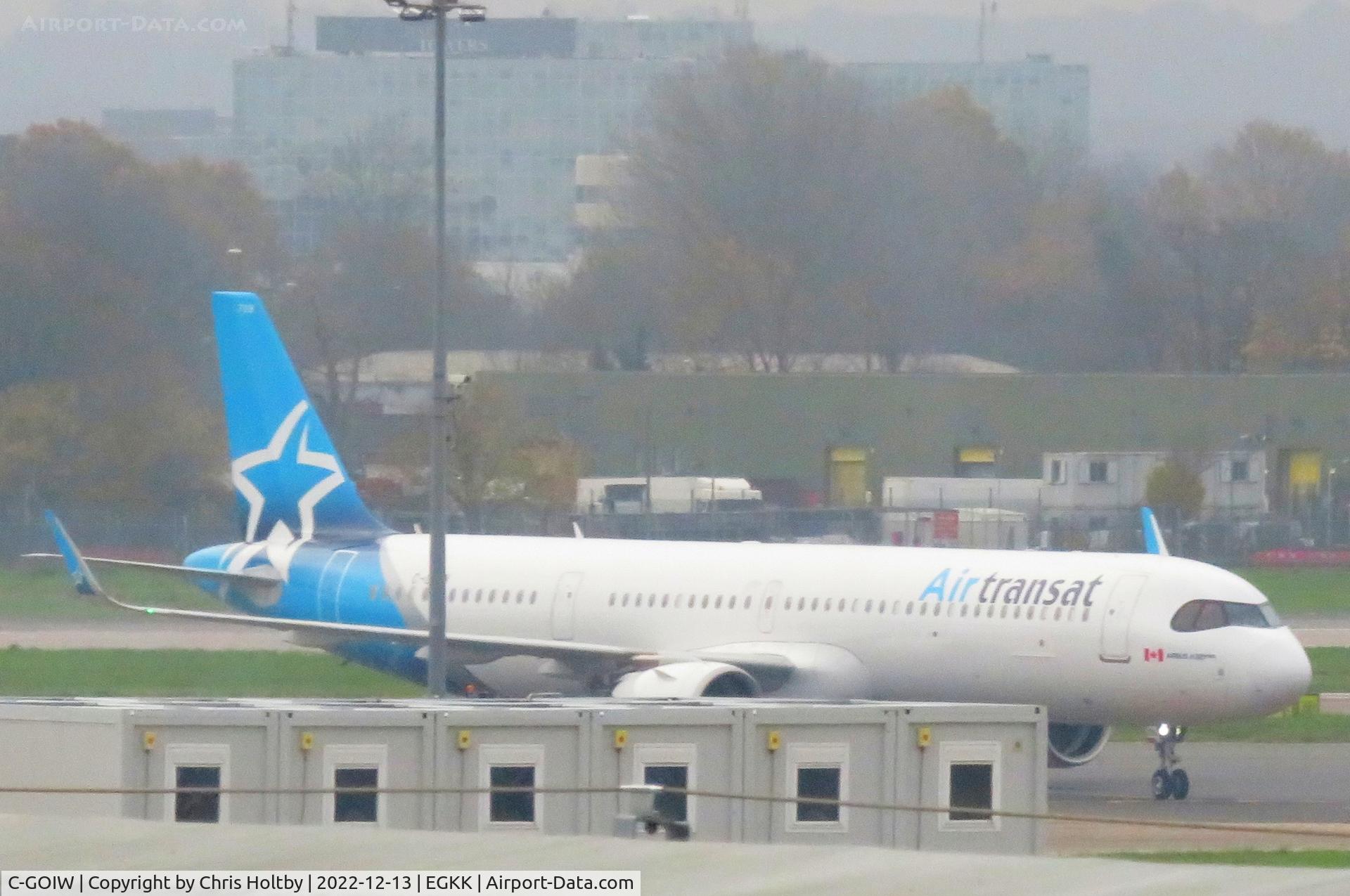 C-GOIW, 2021 Airbus A321-271NX C/N 10287, Taxiing to gate at LGW