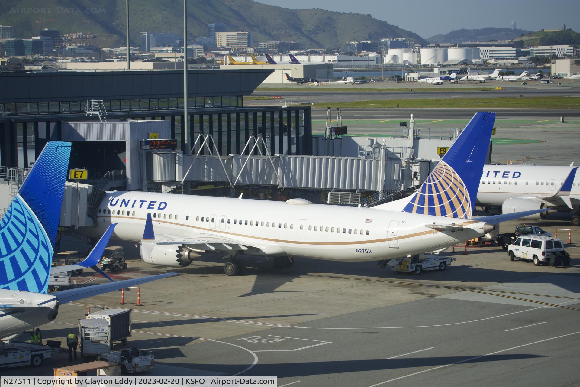N27511, 2018 Boeing 737-9 MAX C/N 64493, SFO 2023.