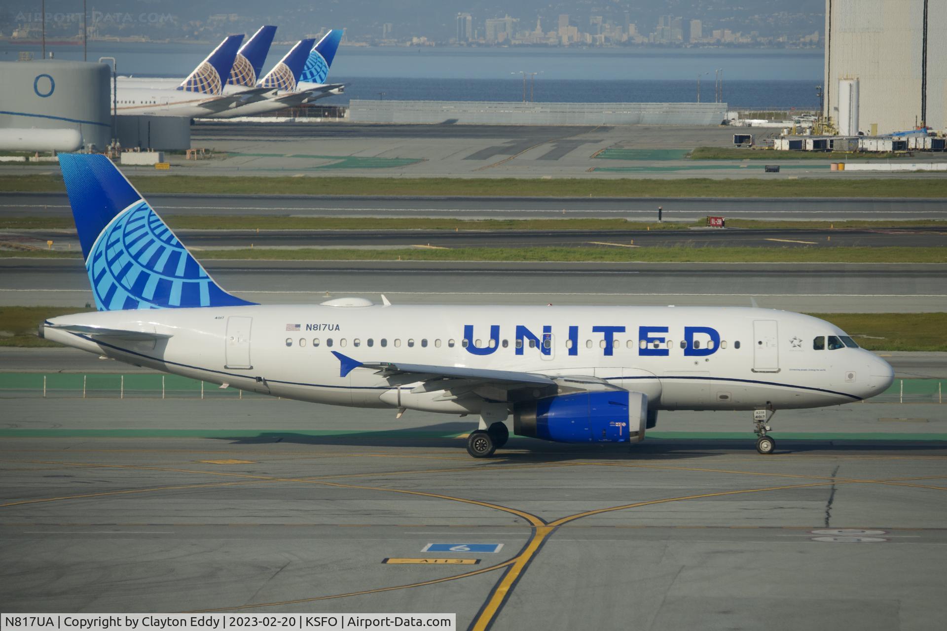 N817UA, 1998 Airbus A319-131 C/N 873, SFO 2023.