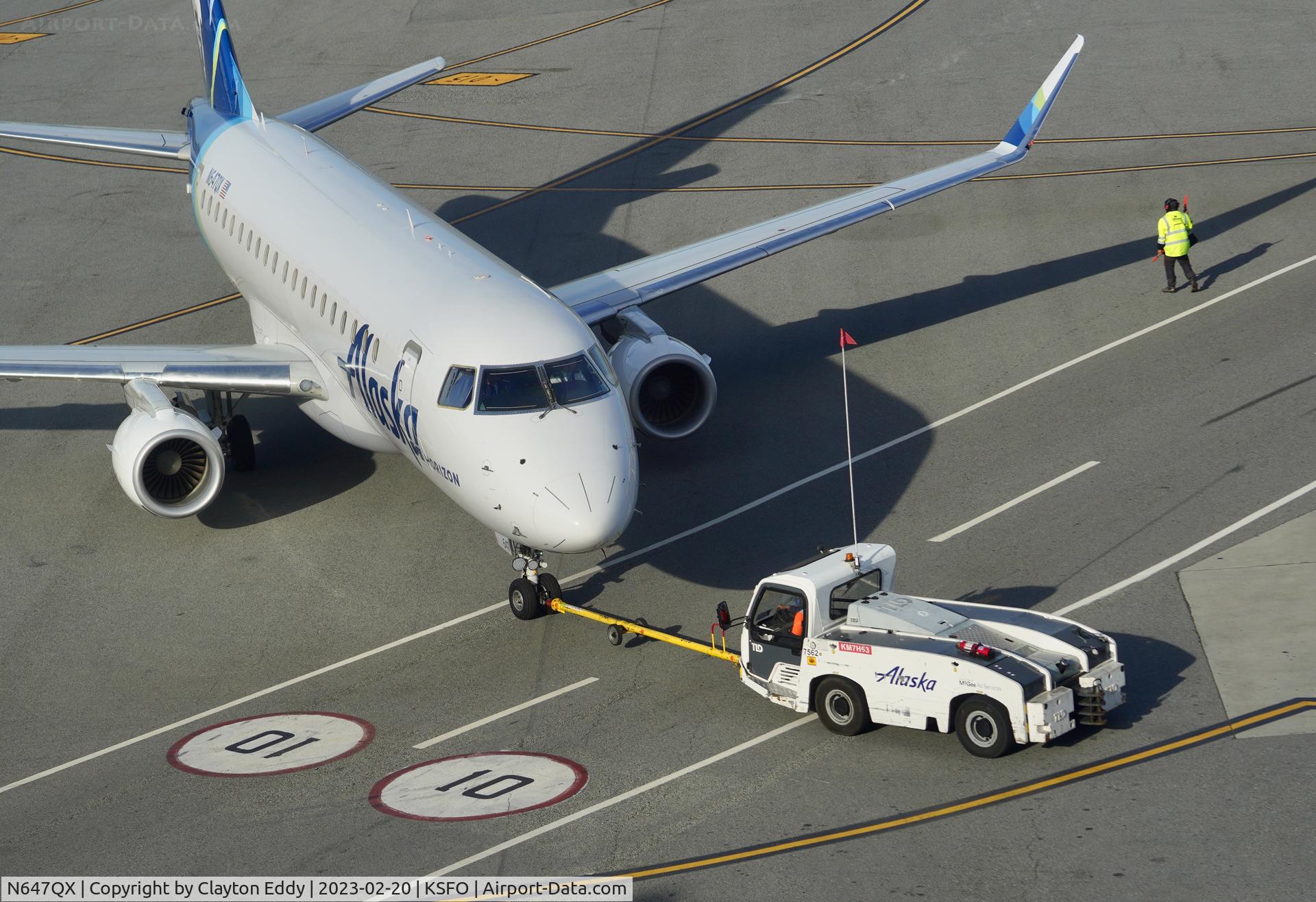N647QX, 2018 Embraer 175LR (ERJ-170-200LR) C/N 17000773, SFO 2023.
