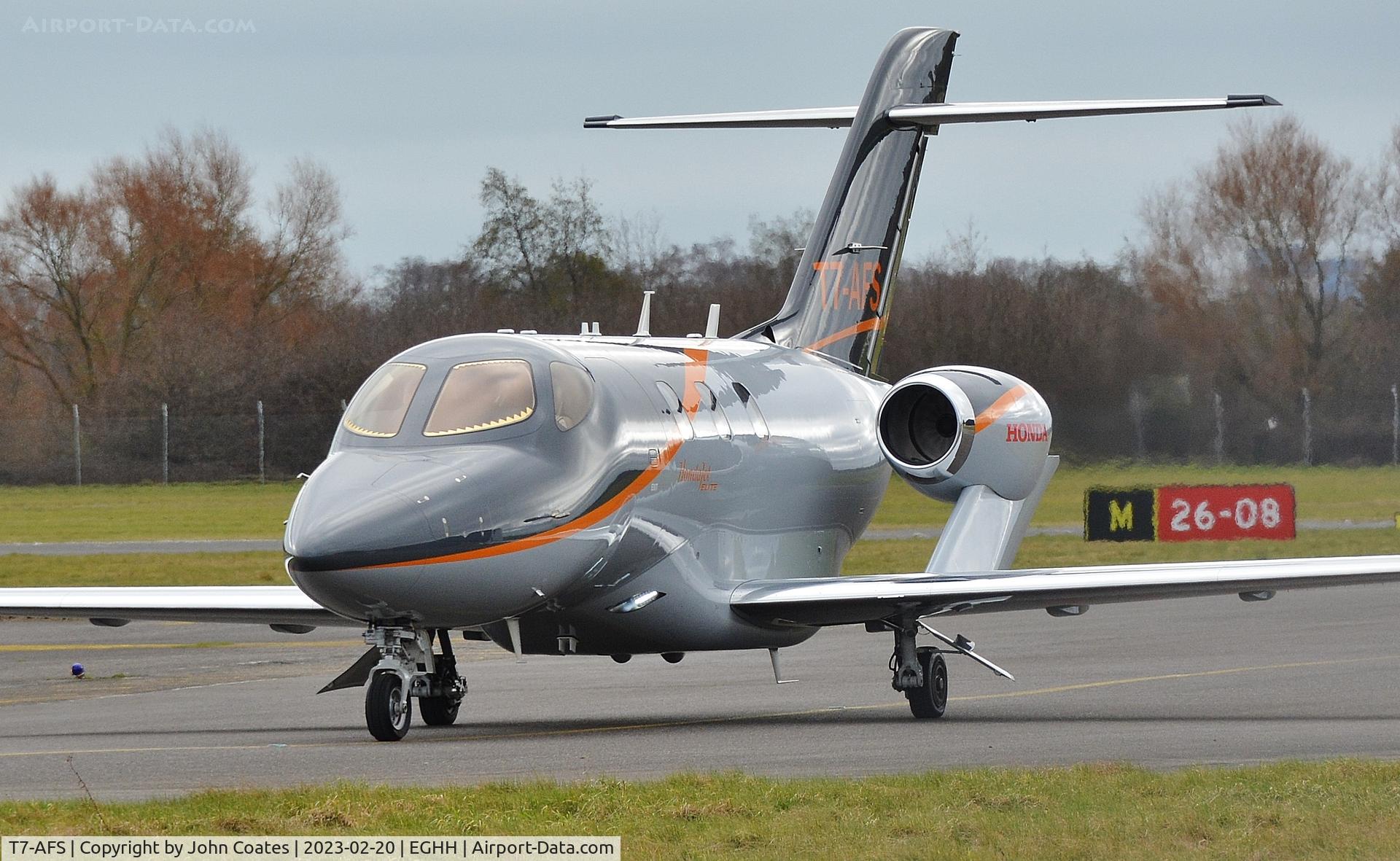 T7-AFS, 2019 Honda HA-420 HondaJet C/N 42000177, Taxiing on arrival