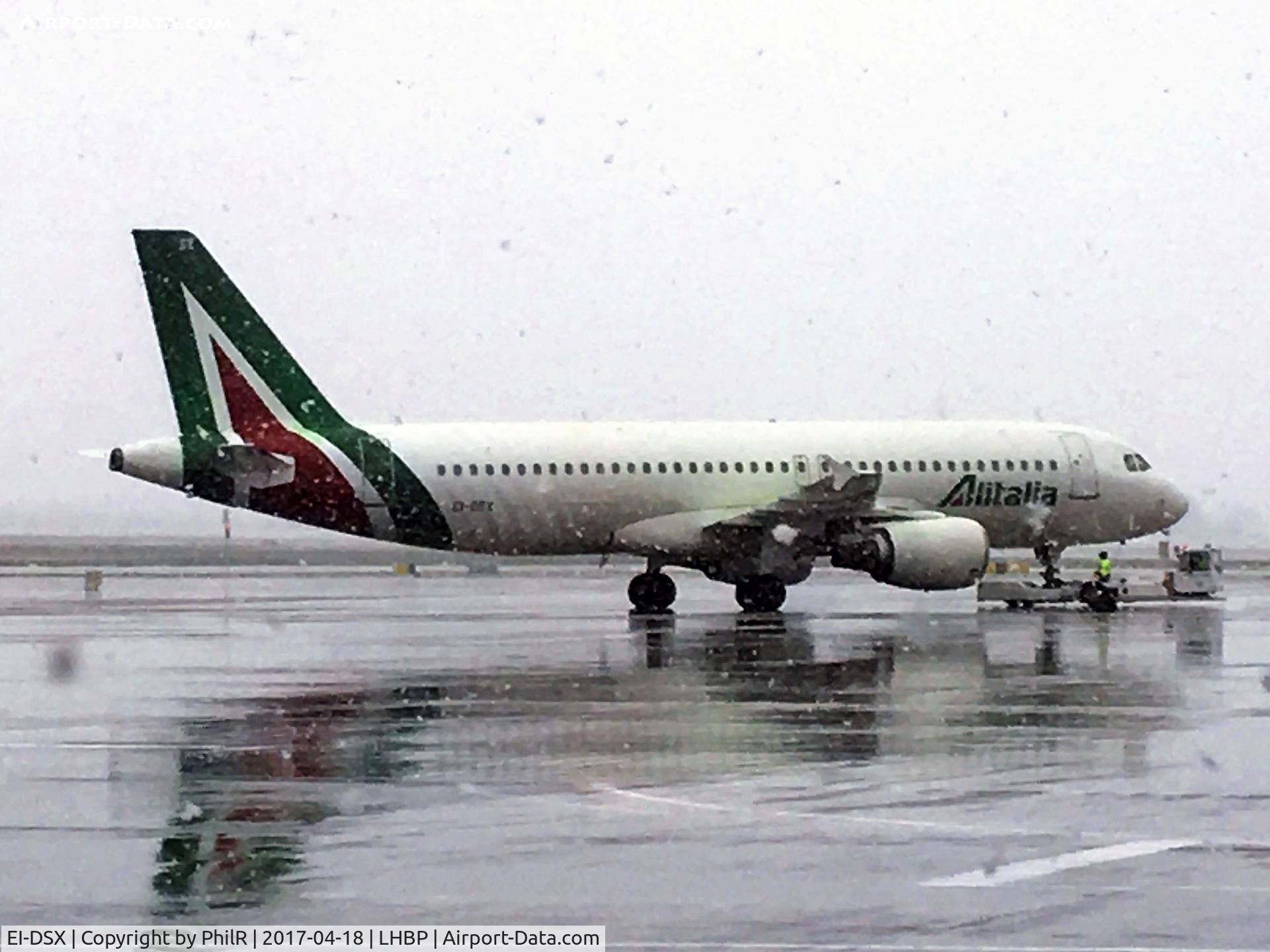 EI-DSX, 2008 Airbus A320-216 C/N 3643, EI-DSX 2008 A320-200 Alitalia BUD