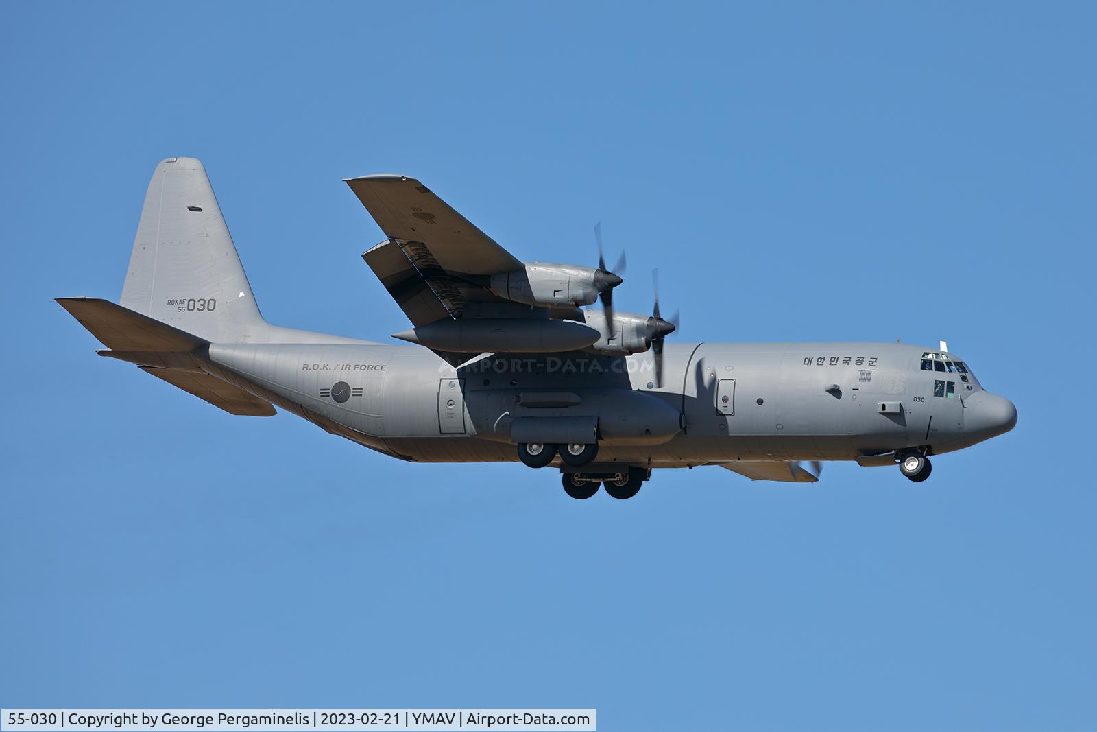 55-030, Lockeed Martin C-130H-30 C/N 382-5030, Short final, runway 18. 

Support aircraft for the ROKAF Black Eagles aerobatic team.