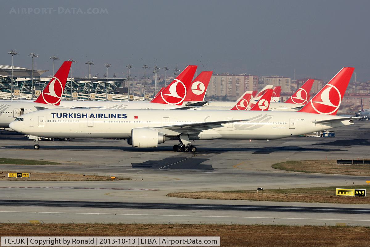 TC-JJK, 2010 Boeing 777-3F2/ER C/N 40711, at ist