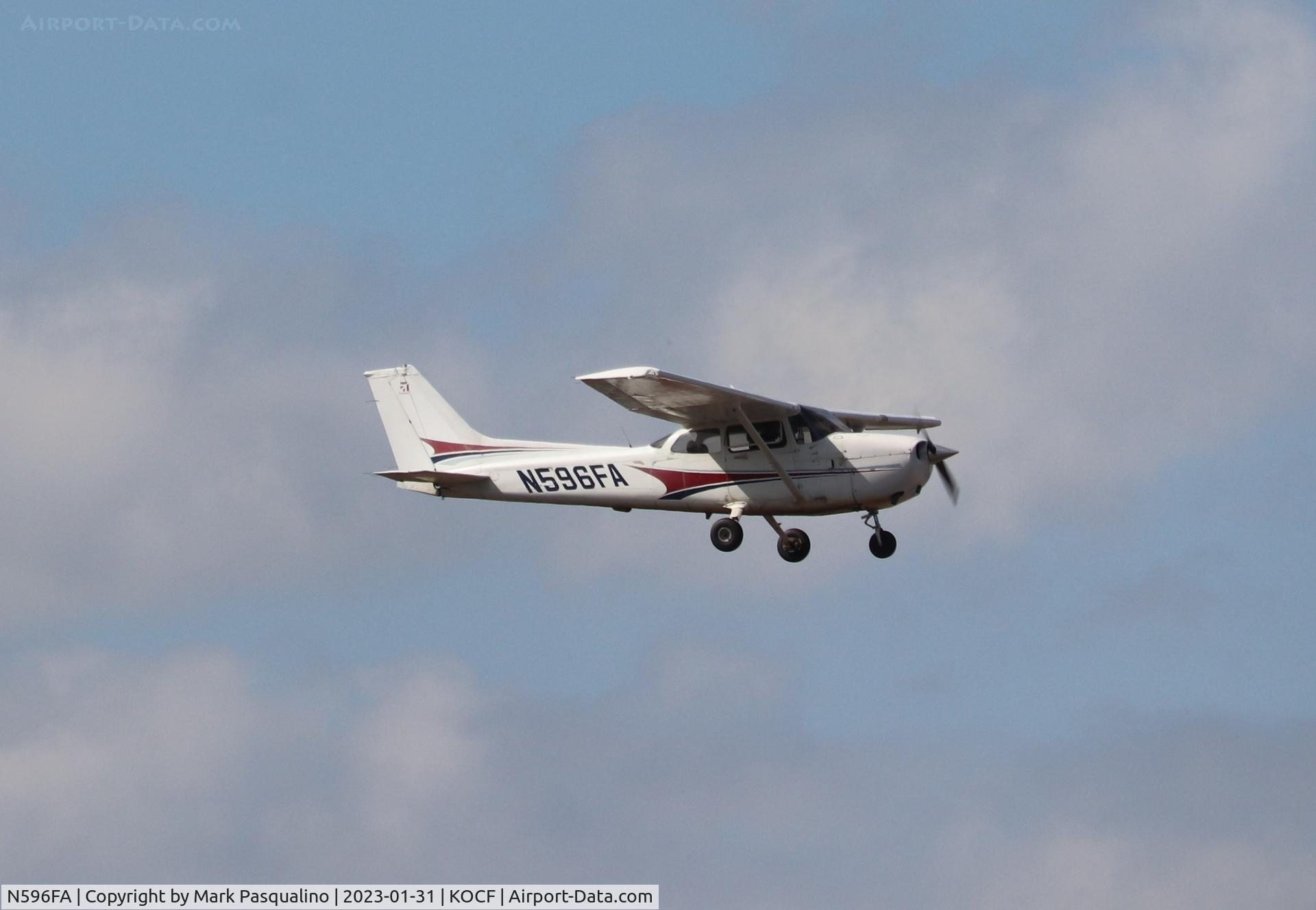 N596FA, 2004 Cessna 172S C/N 172S9596, Cessna 172S