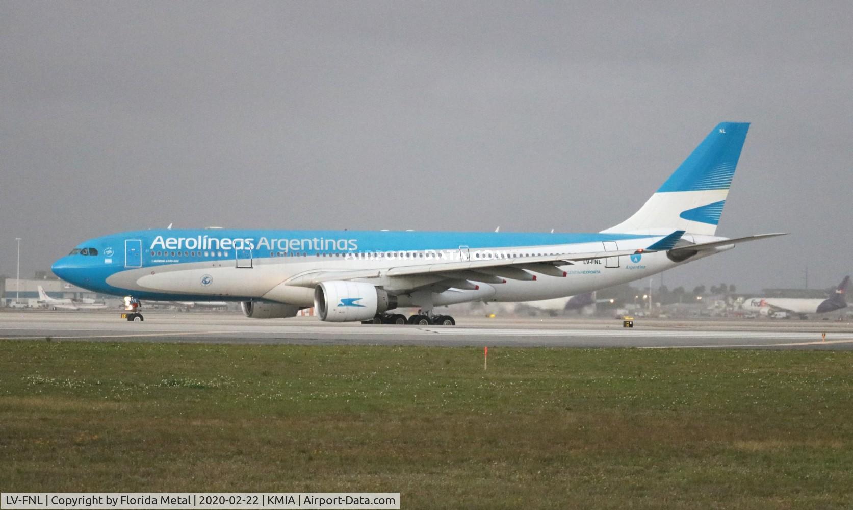 LV-FNL, 2000 Airbus A330-223 C/N 364, ARG A332 zx