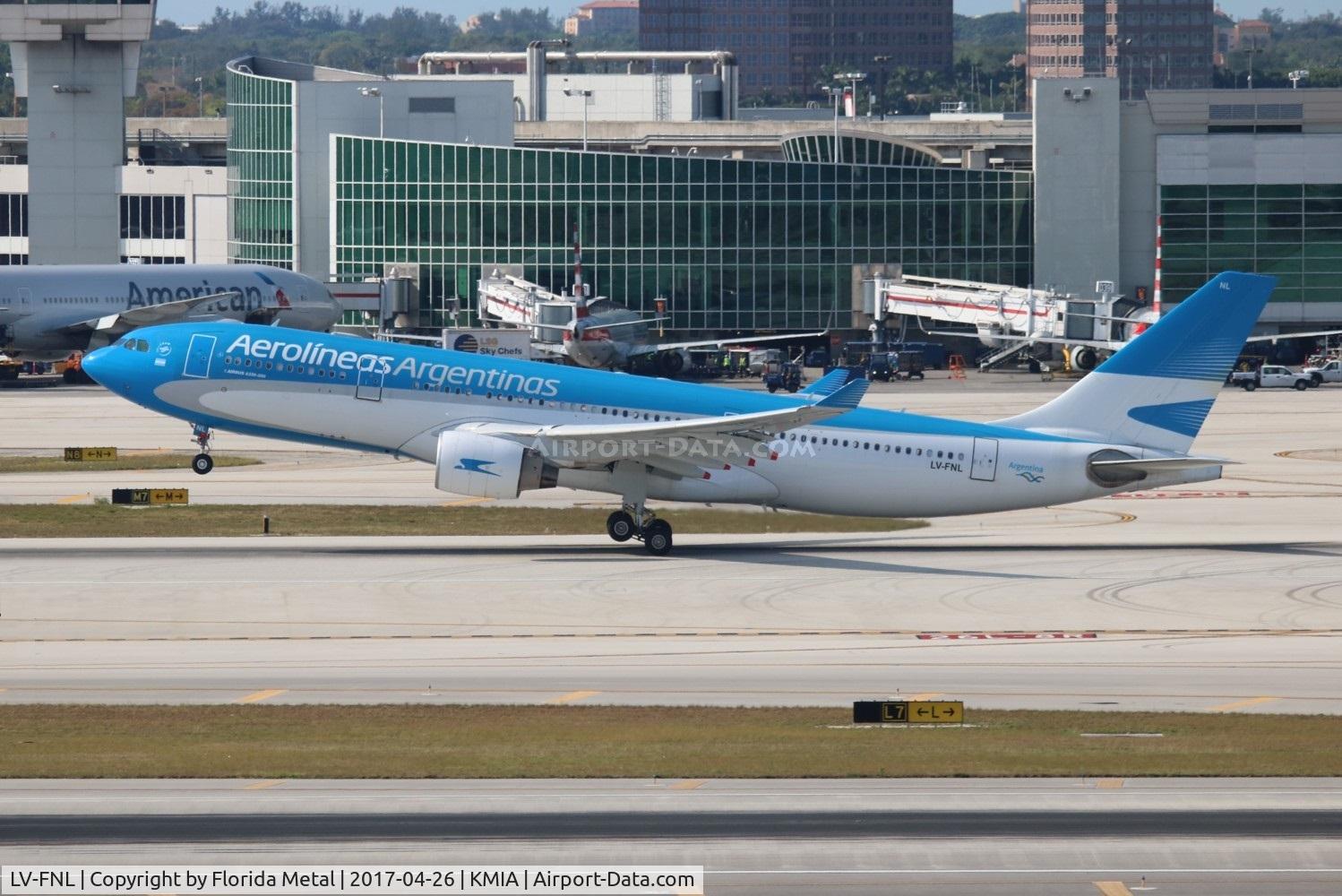 LV-FNL, 2000 Airbus A330-223 C/N 364, ARG A332 zx