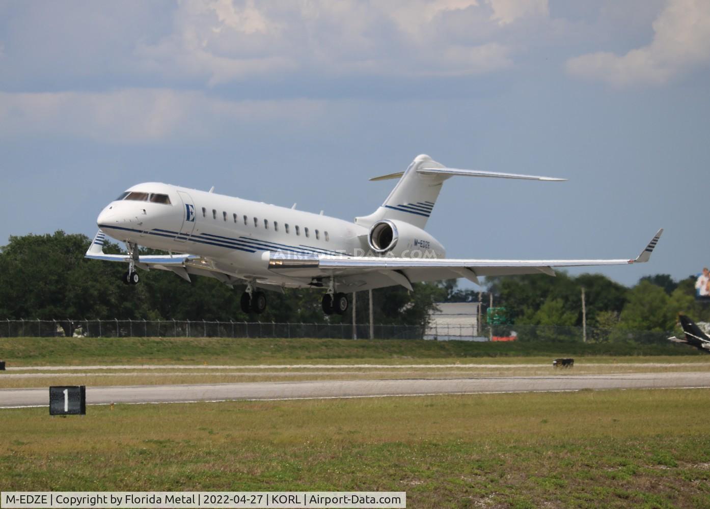 M-EDZE, 2001 Bombardier BD-700-1A10 Global Express C/N 9097, Global Express zx