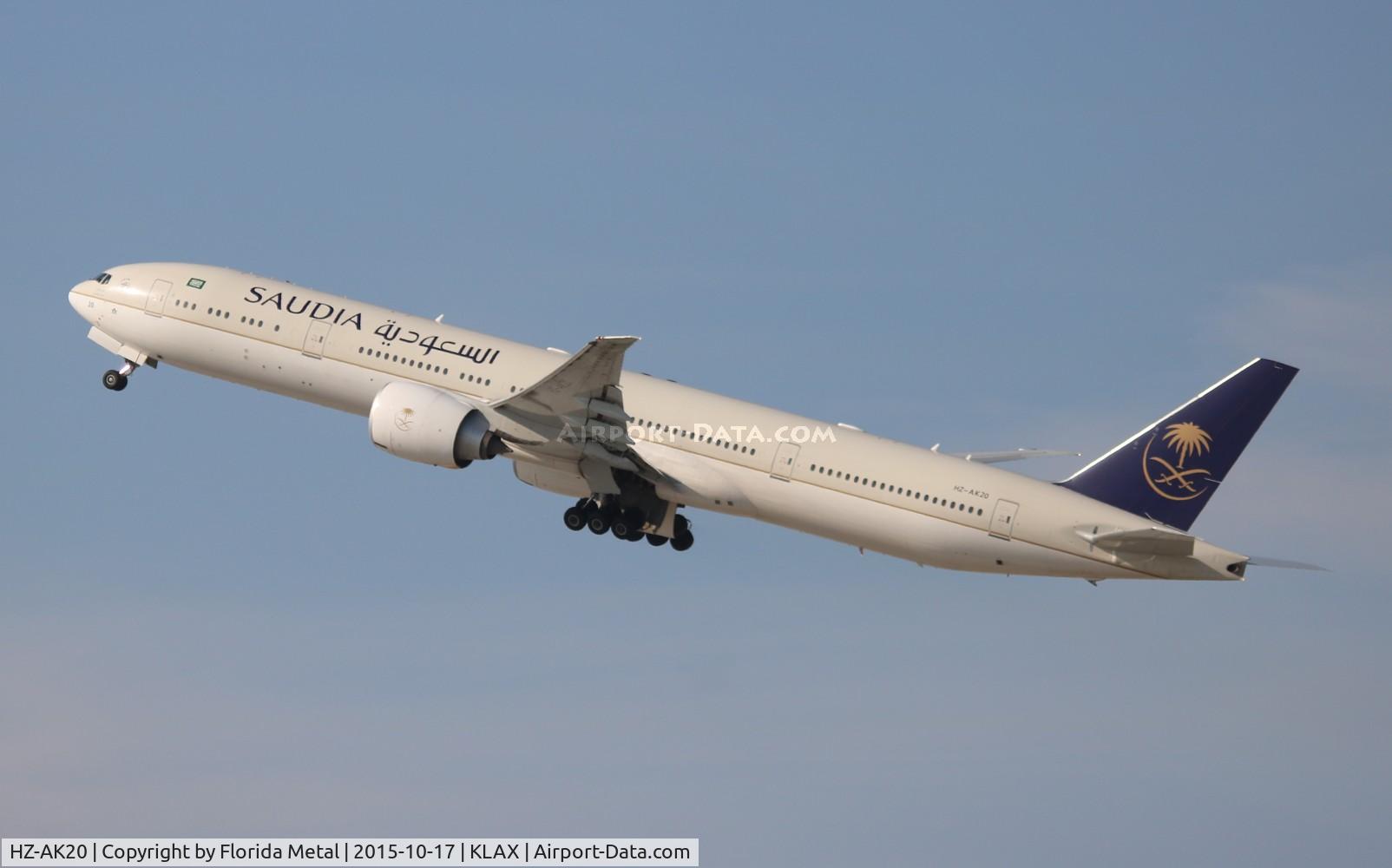 HZ-AK20, 2013 Boeing 777-368/ER C/N 41058, Saudi 773 zx