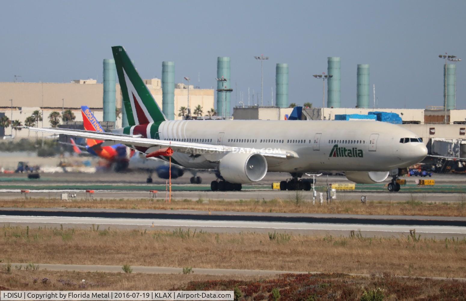 I-DISU, 2002 Boeing 777-243/ER C/N 32858, Alitalia 772 zx