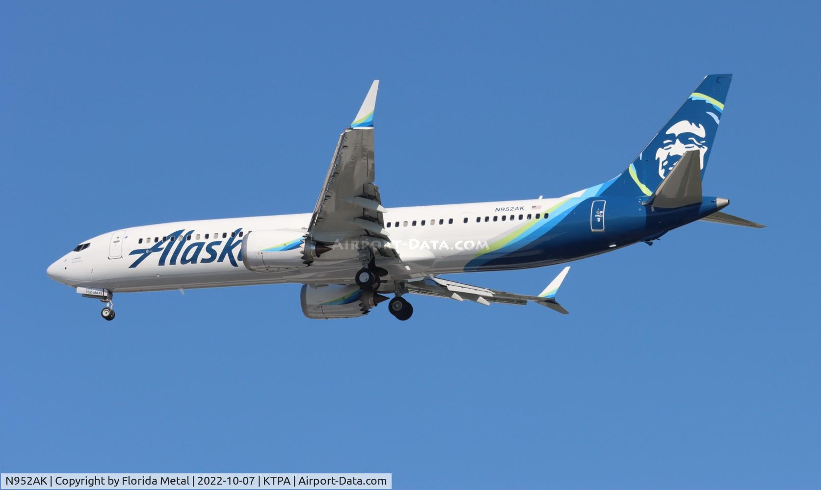 N952AK, 2022 Boeing 737-9 MAX C/N 60390, TPA 2022