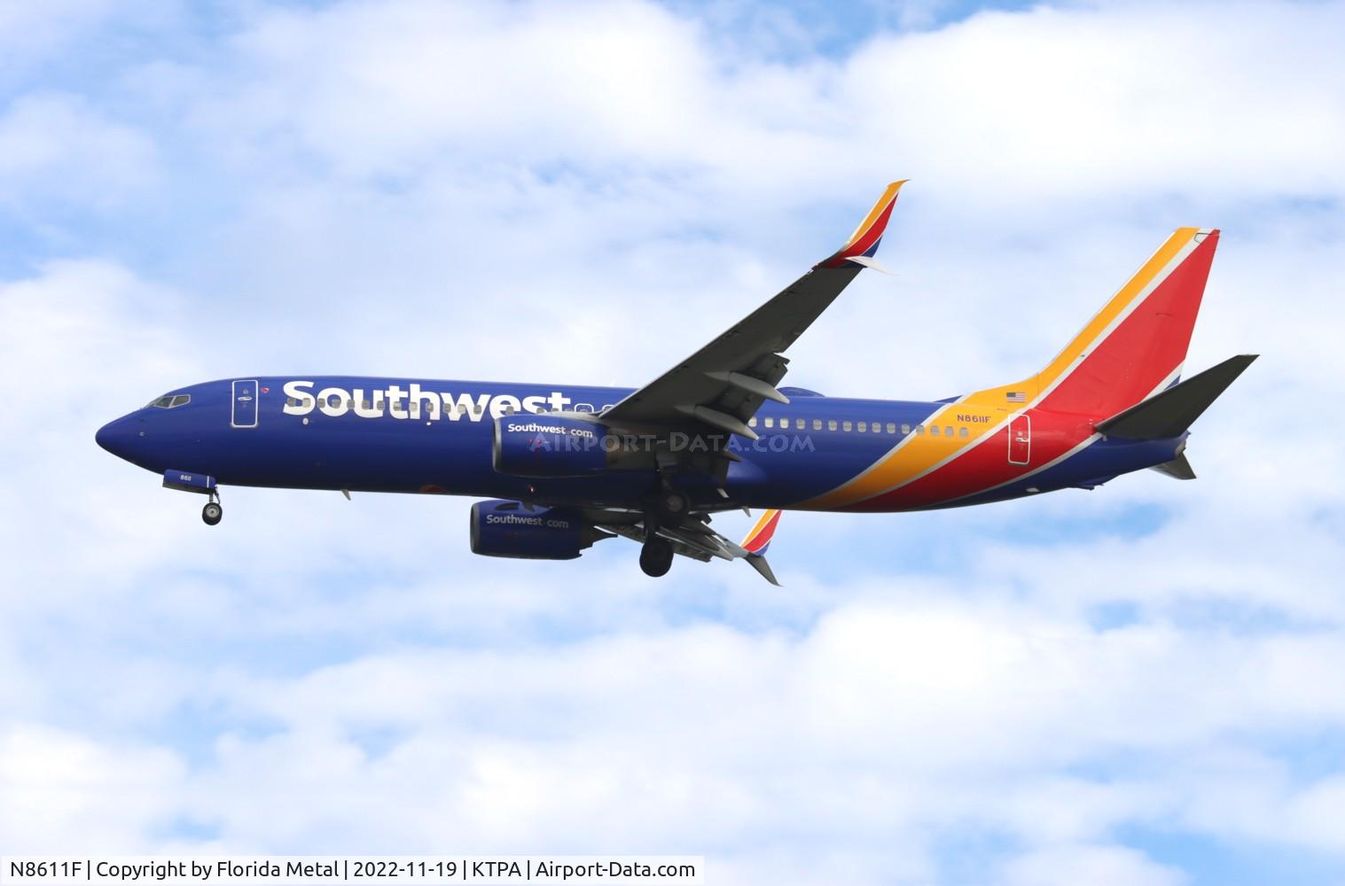 N8611F, 2013 Boeing 737-8H4 C/N 36892, TPA 2022