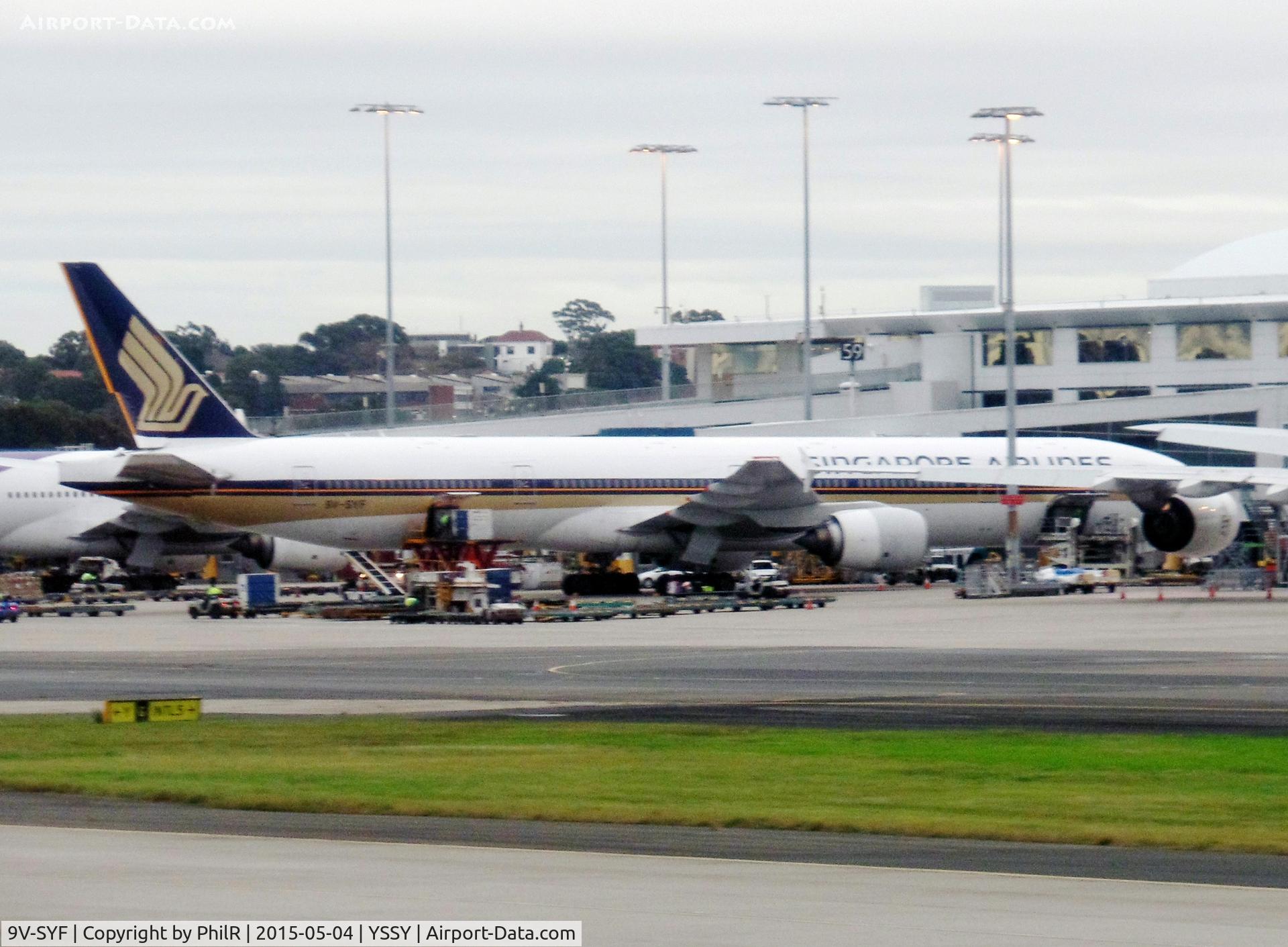 9V-SYF, 2001 Boeing 777-312 C/N 30868, 9V-SYF 2001 B777-300 SIA SYD