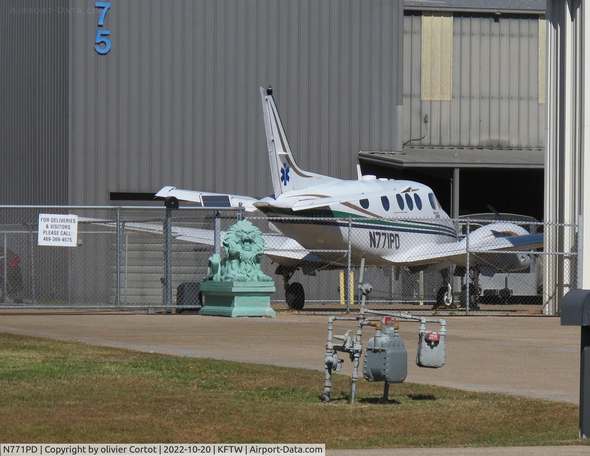 N771PD, Raytheon Aircraft Company C90A C/N LJ-1635, oct 2022