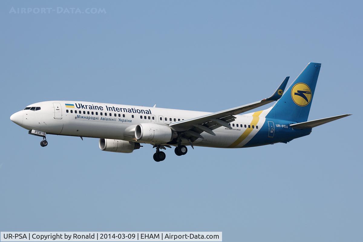 UR-PSA, 2009 Boeing 737-8HX C/N 29658, at spl