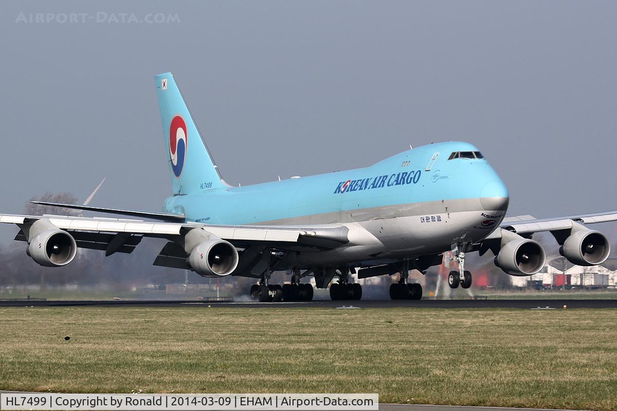 HL7499, 2004 Boeing 747-4B5F/SCD C/N 33517, at spl