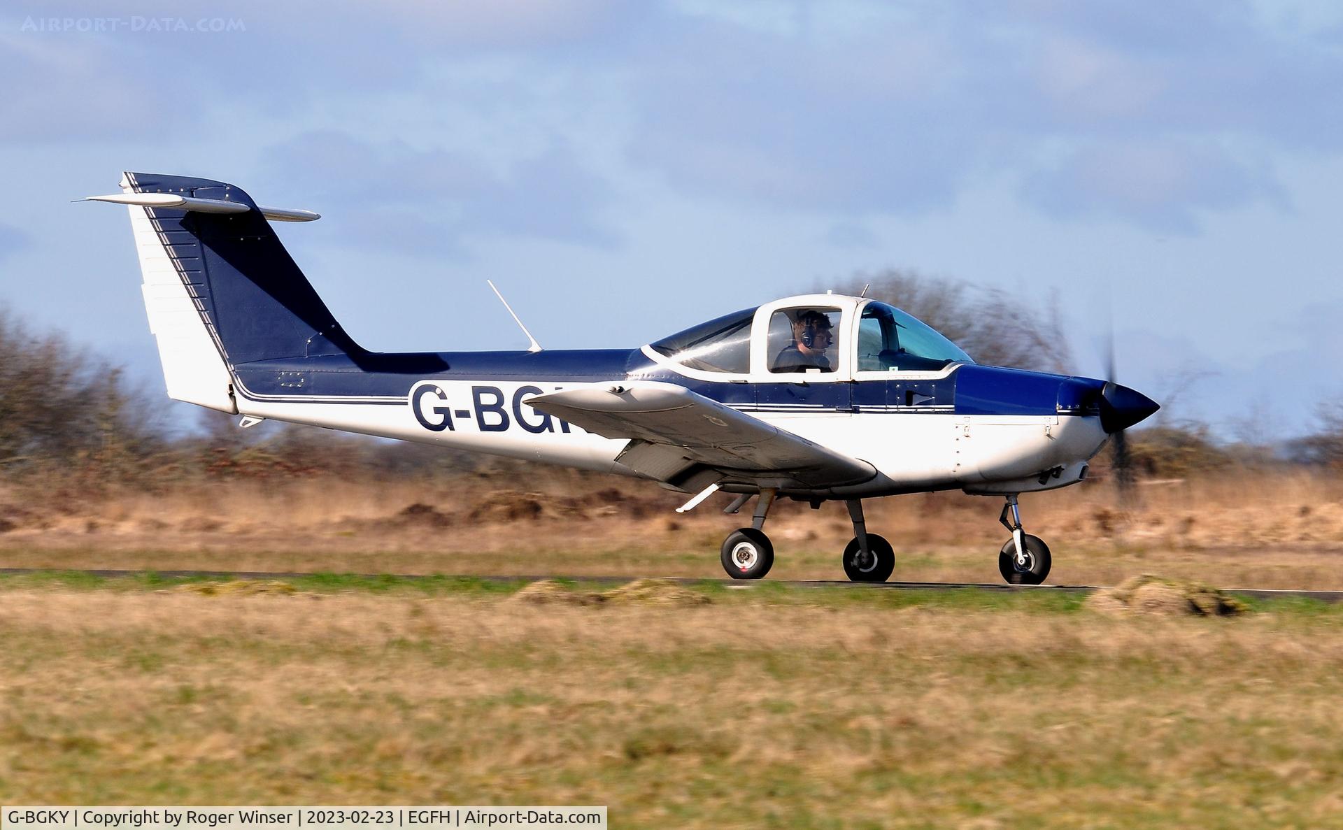 G-BGKY, 1978 Piper PA-38-112 Tomahawk Tomahawk C/N 38-78A0737, Resident aircraft operated by Cambrian Flying Club touch and go Runway 04.