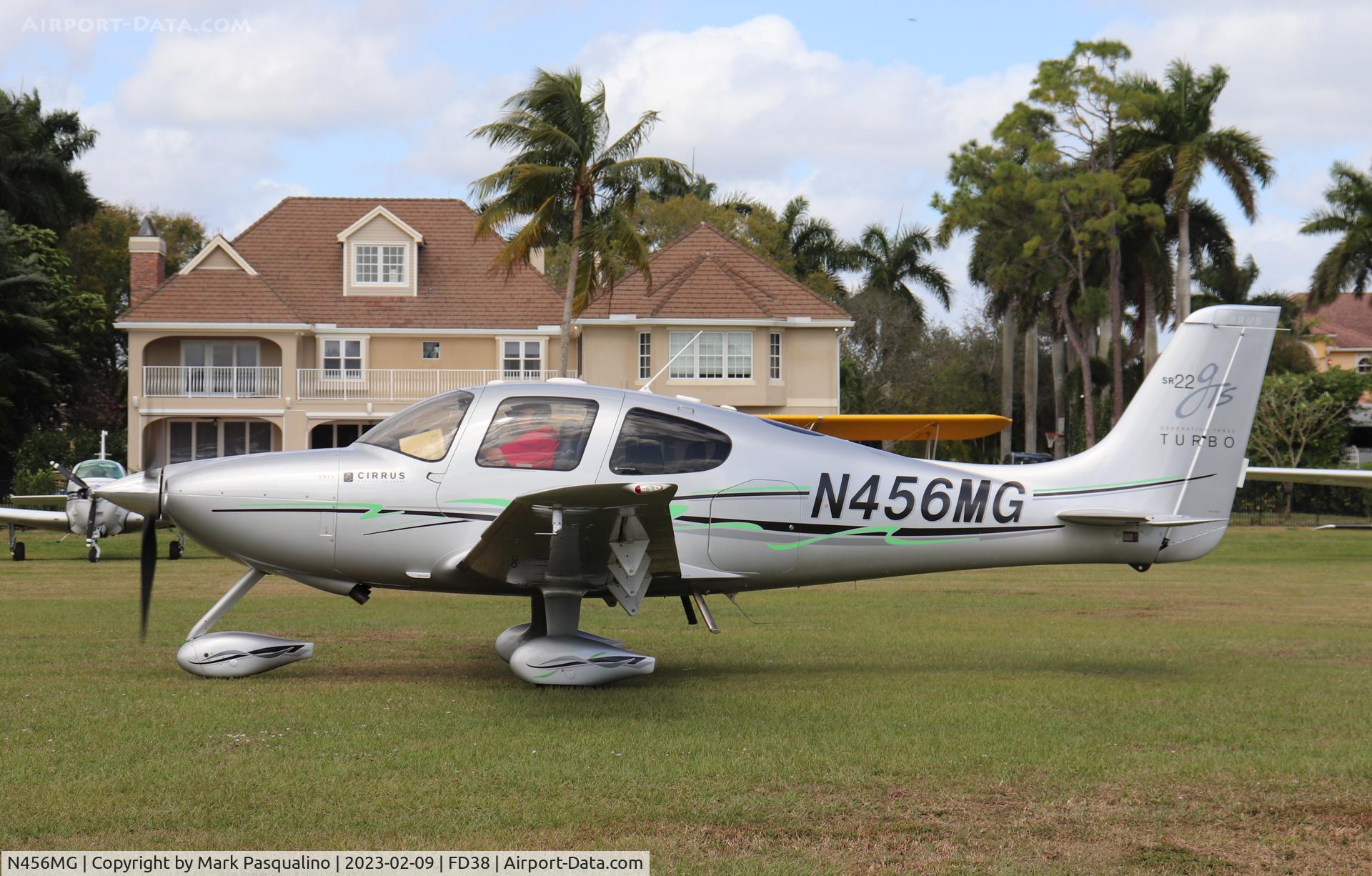 N456MG, Cirrus SR22 C/N 3330, Cirrus SR22