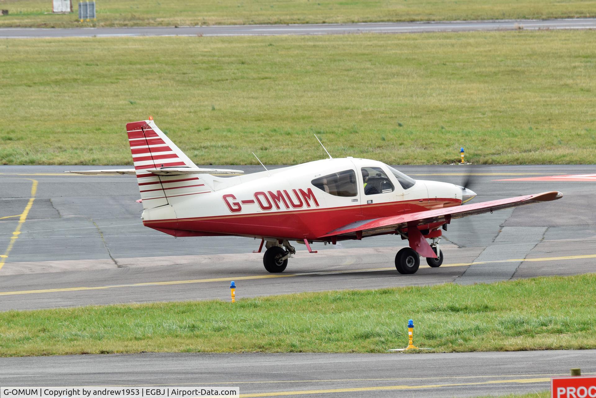 G-OMUM, 1976 Rockwell Commander 114 C/N 14067, G-OMUM at Gloucestershire Airport.