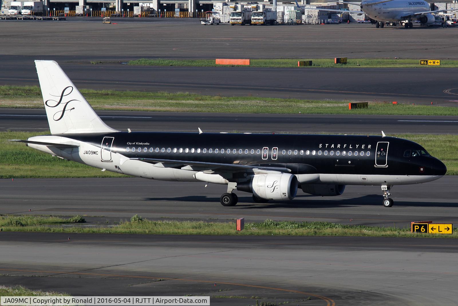 JA09MC, 2013 Airbus A320-214 C/N 5512, at hnd