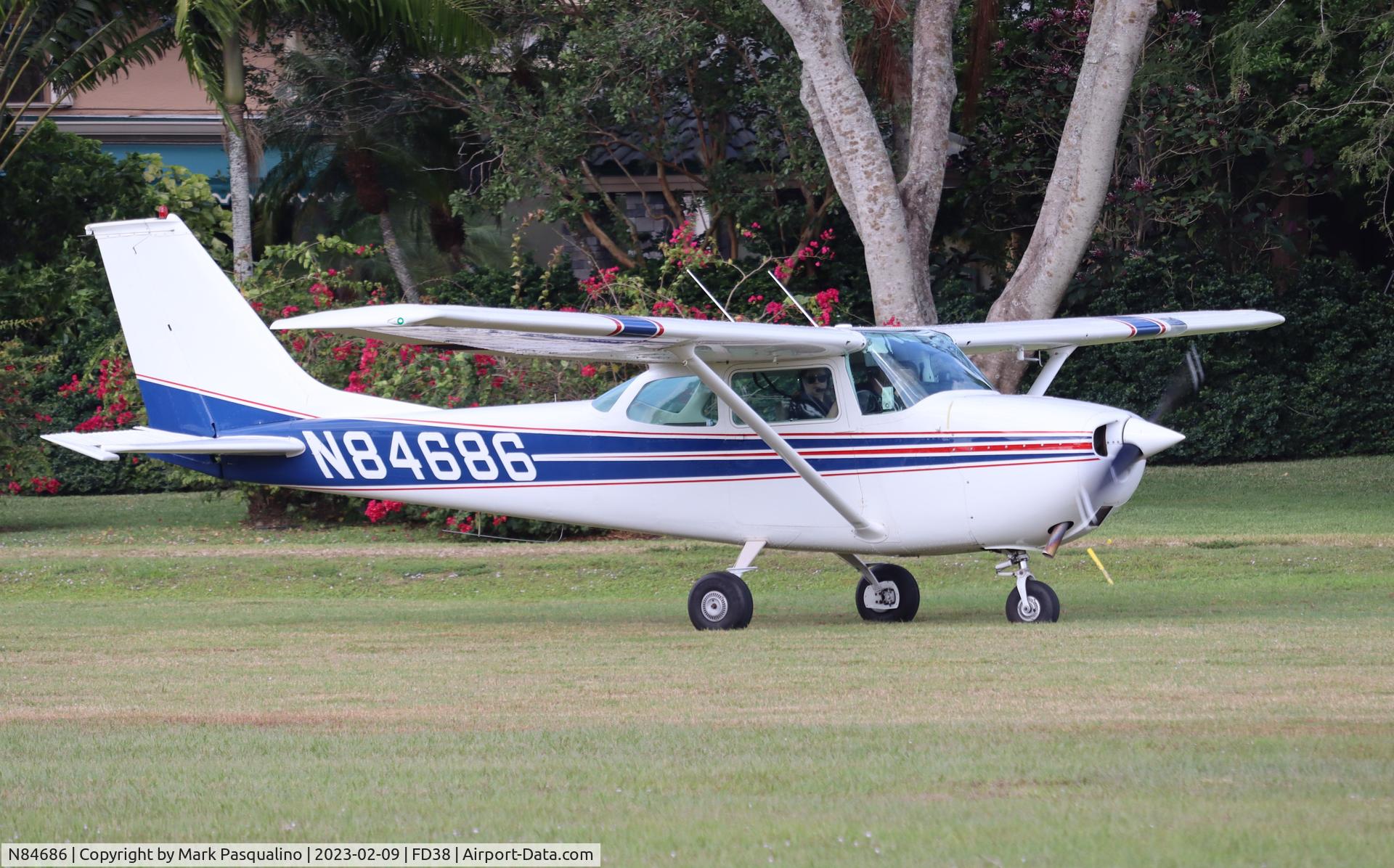 N84686, 1969 Cessna 172K Skyhawk C/N 17258577, Cessna 172K