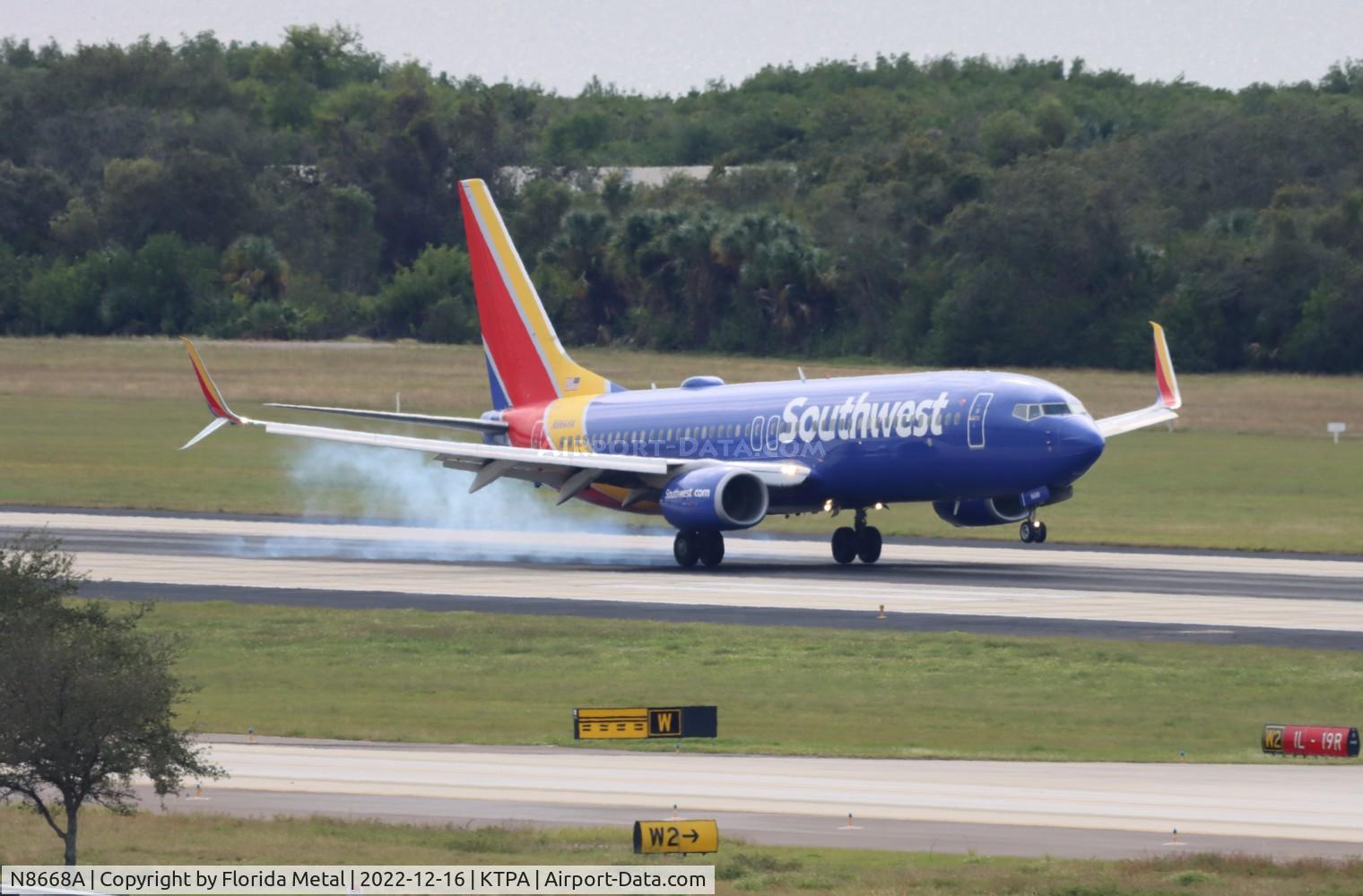 N8668A, 2015 Boeing 737-8H4 C/N 36903, TPA 2022