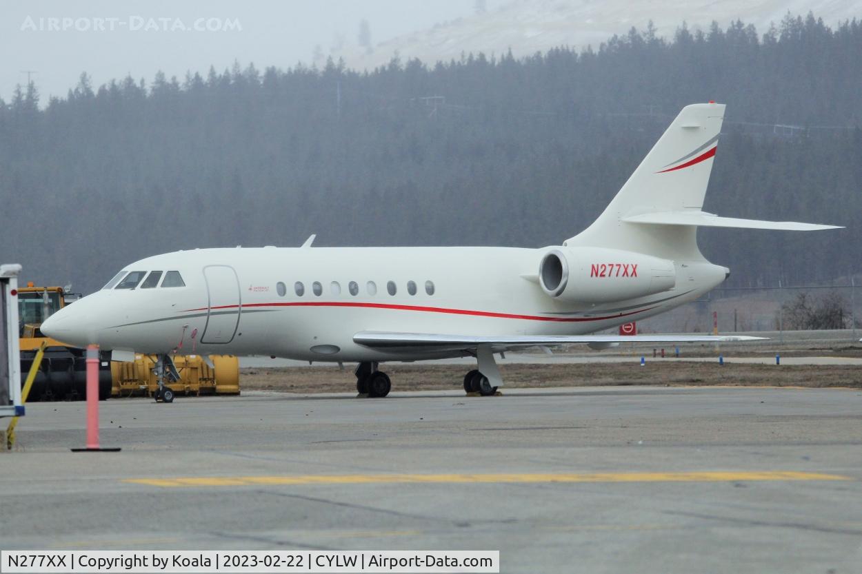 N277XX, 2002 Dassault Falcon 2000 C/N 177, Resting at the GAT.