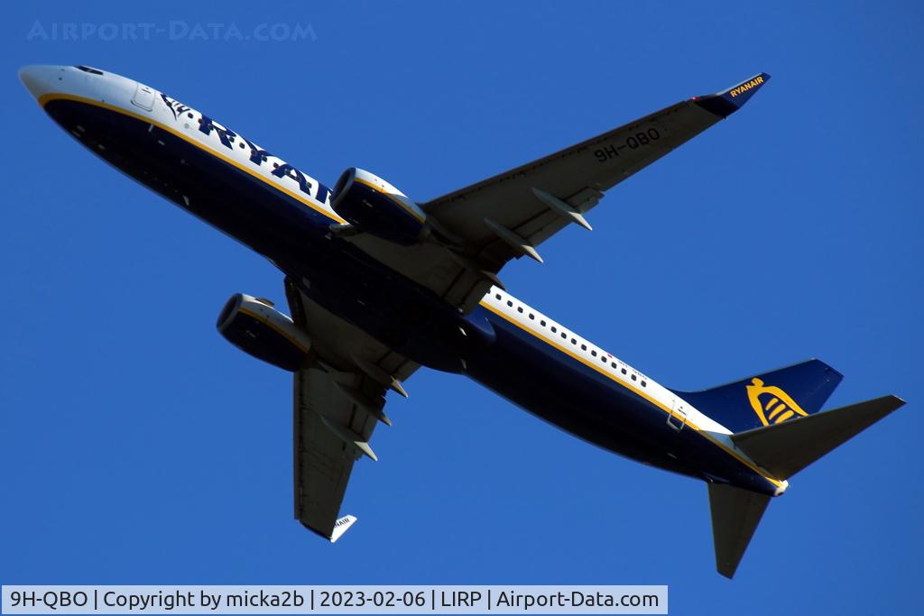9H-QBO, 2016 Boeing 737-8AS C/N 44714, Take off